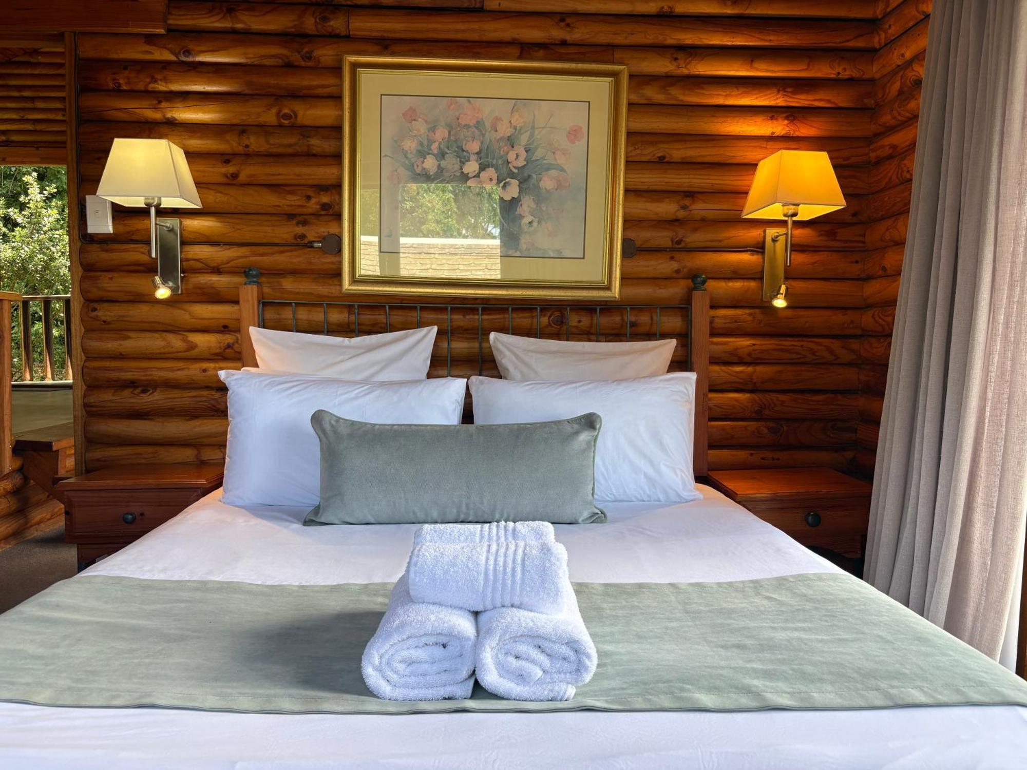 Eight Bells Mountain Inn Ruiterbos Rom bilde